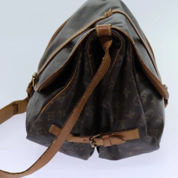 LOUIS VUITTON Monogram Saumur 35 Shoulder Bag - Picture 4 of 15